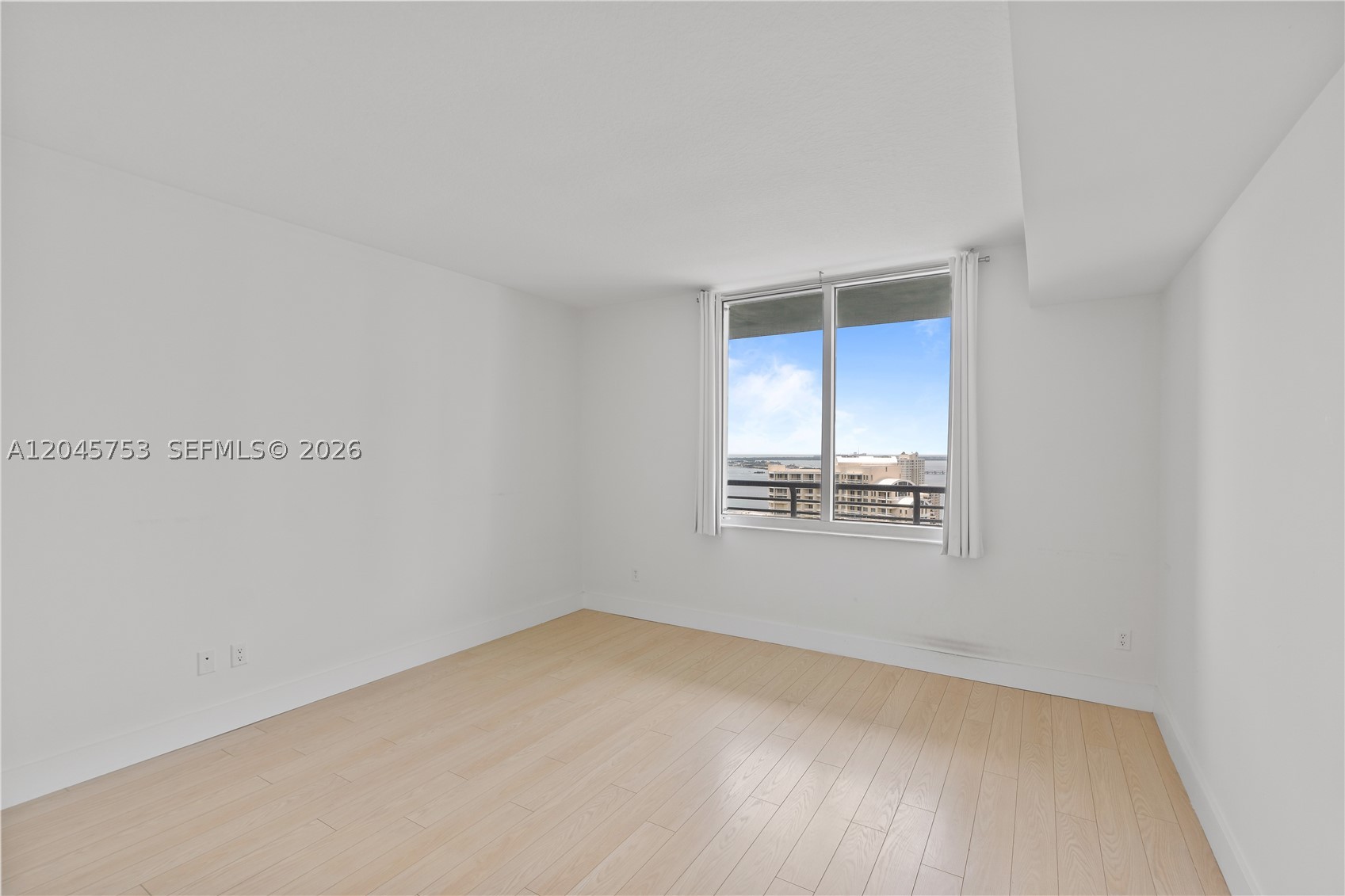 335 S Biscayne Blvd 3503 Property Photo 20