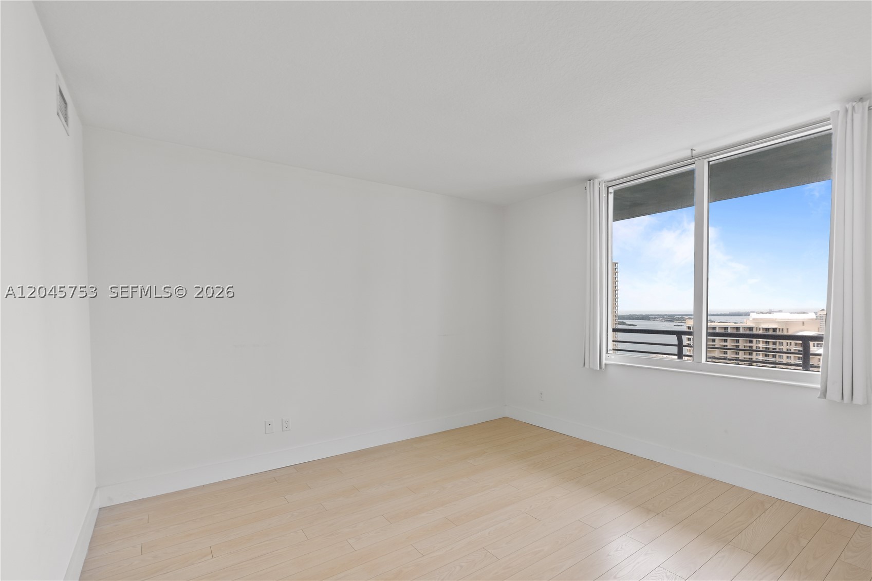 335 S Biscayne Blvd 3503 Property Photo 21