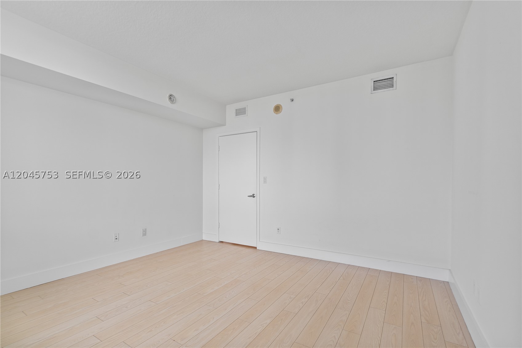 335 S Biscayne Blvd 3503 Property Photo 23