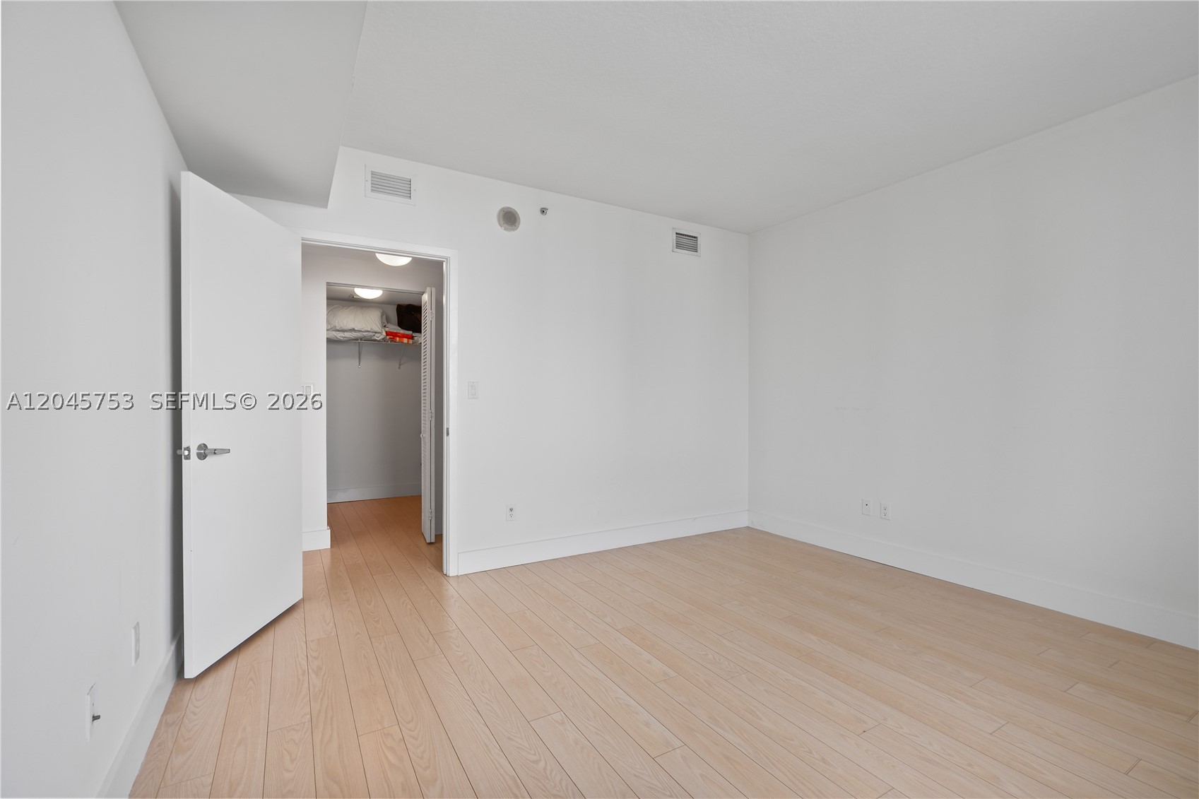 335 S Biscayne Blvd 3503 Property Photo 24