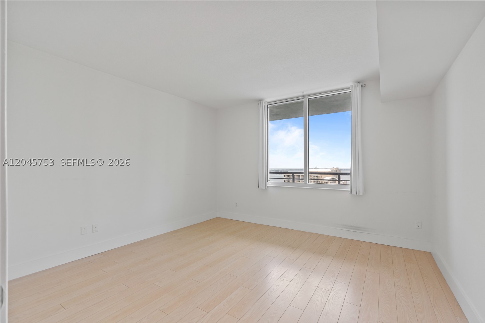 335 S Biscayne Blvd 3503 Property Photo 25