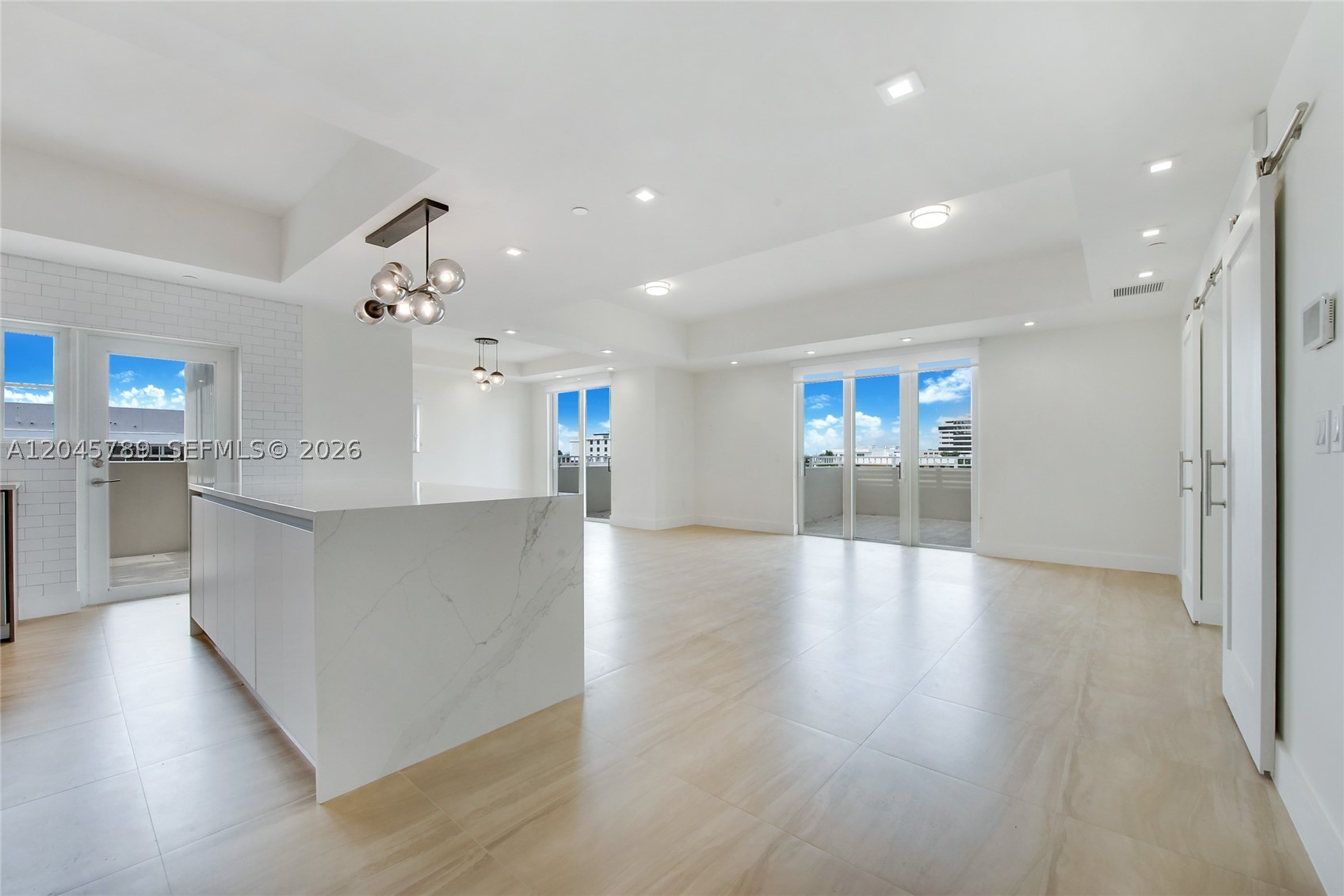 120 Salamanca Ave Ph Property Photo 3