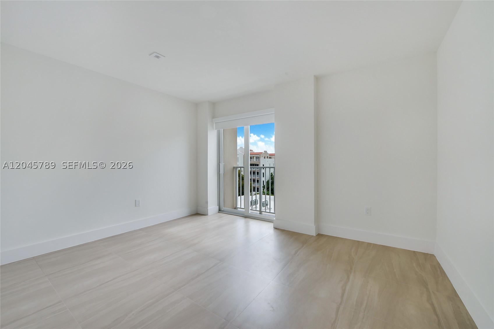 120 Salamanca Ave Ph Property Photo 16
