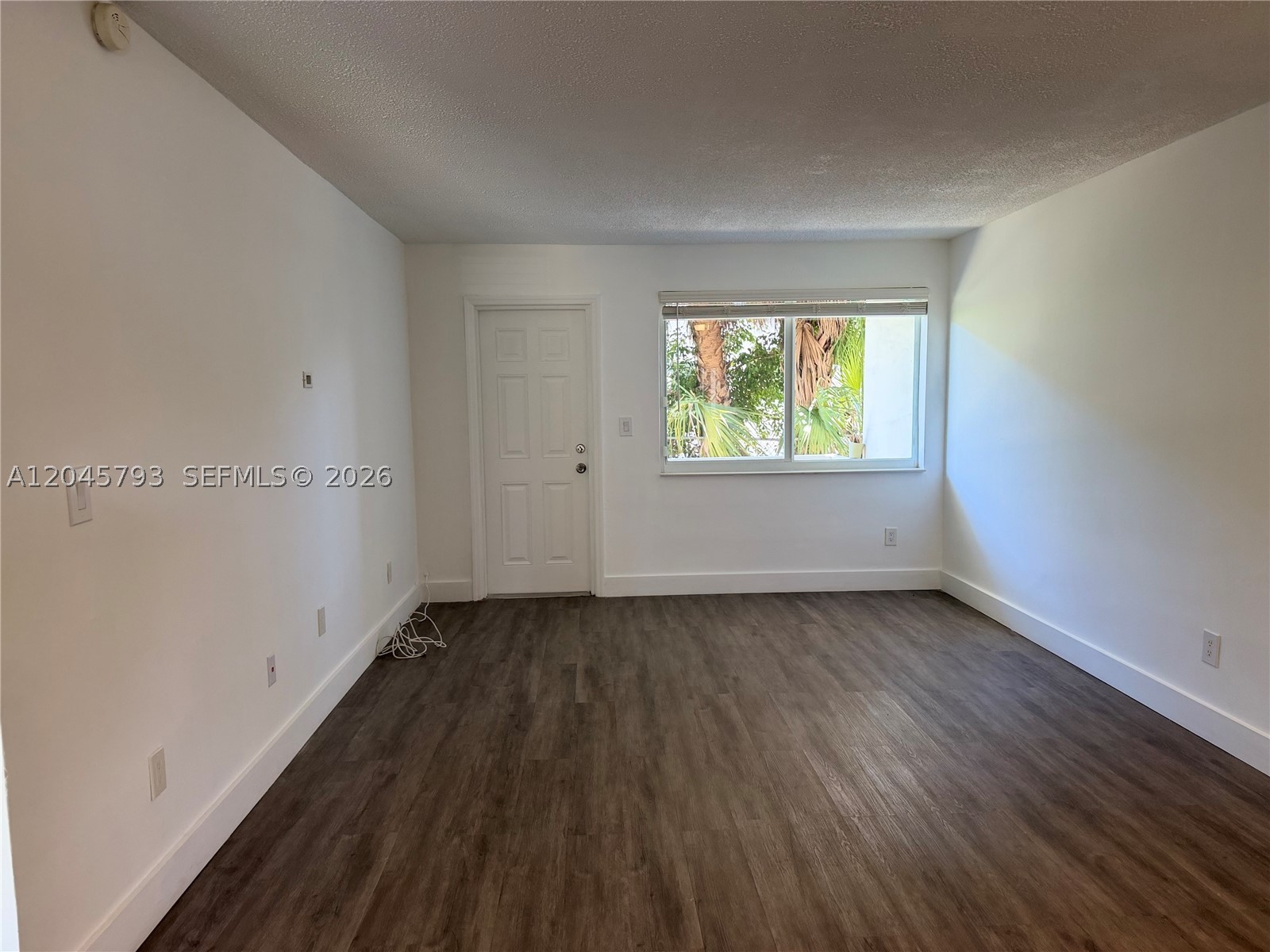 13215 Ne 6th Ave 102 Property Photo 14
