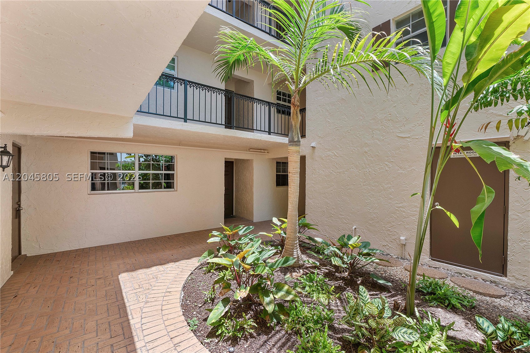 610 Tennis Club Dr 104 Property Photo 24