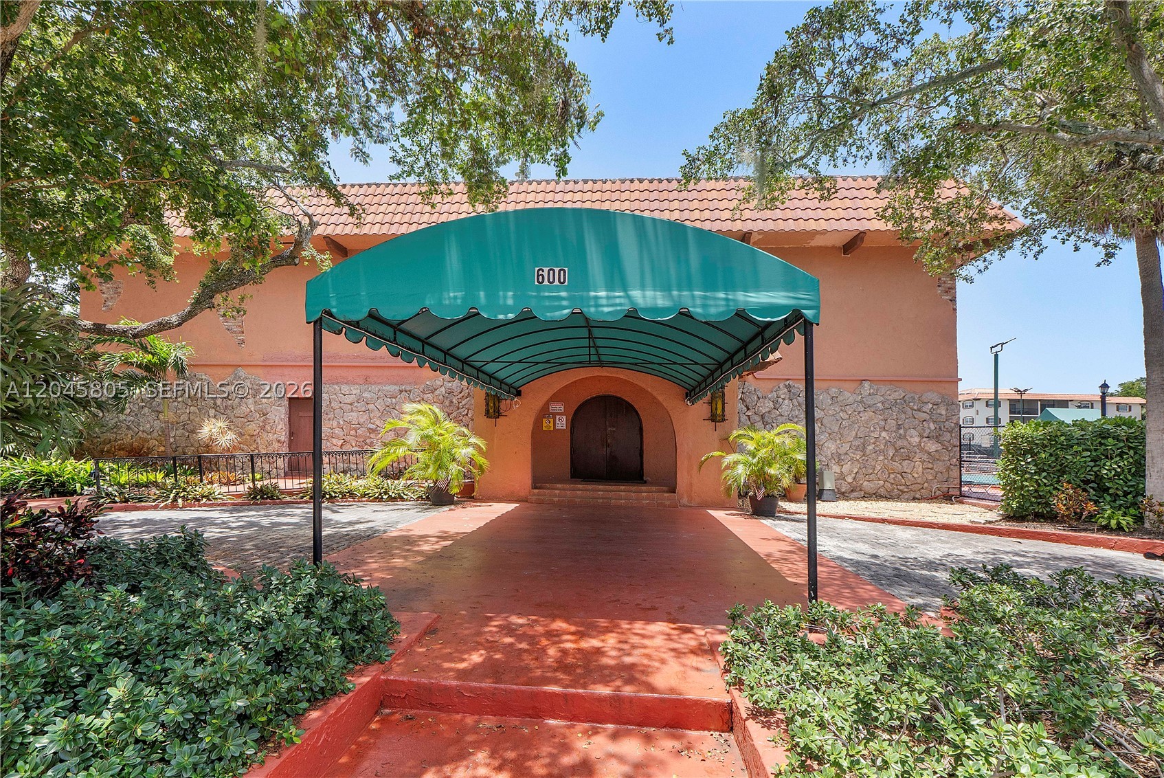610 Tennis Club Dr 104 Property Photo 40