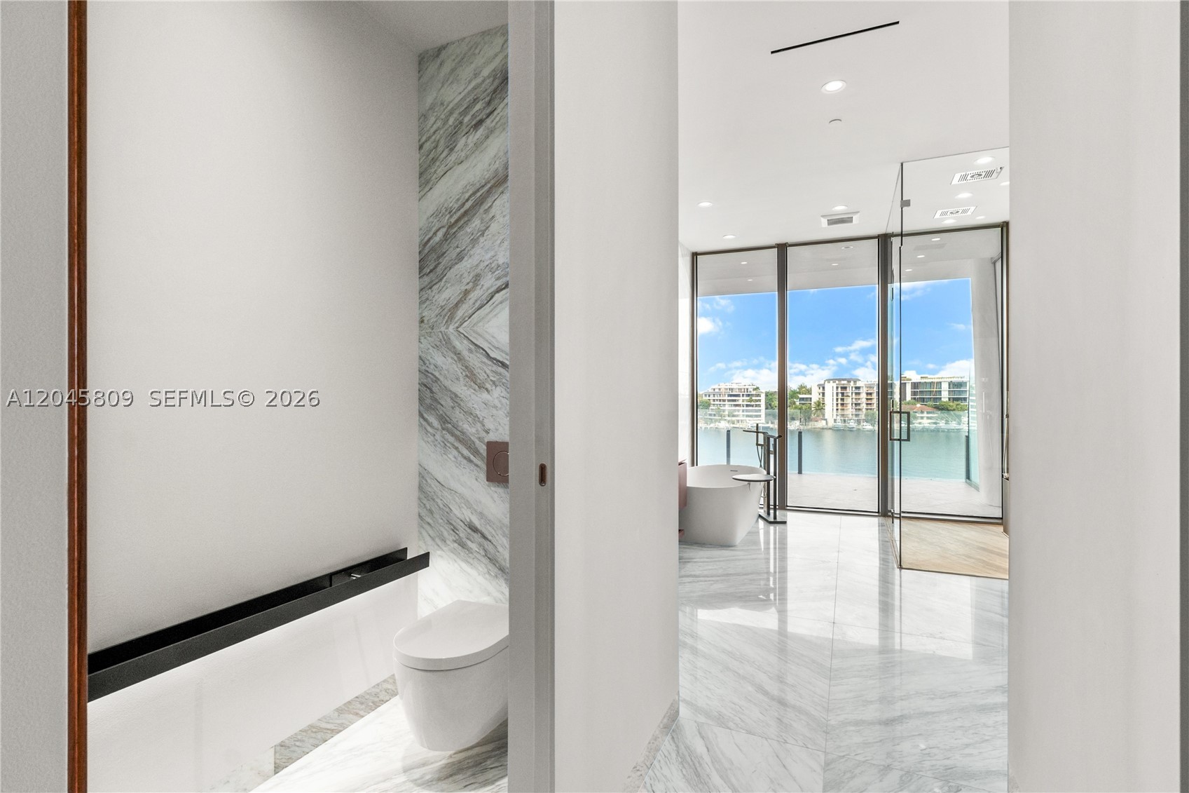 5 Grove Isle L405 Property Photo 15