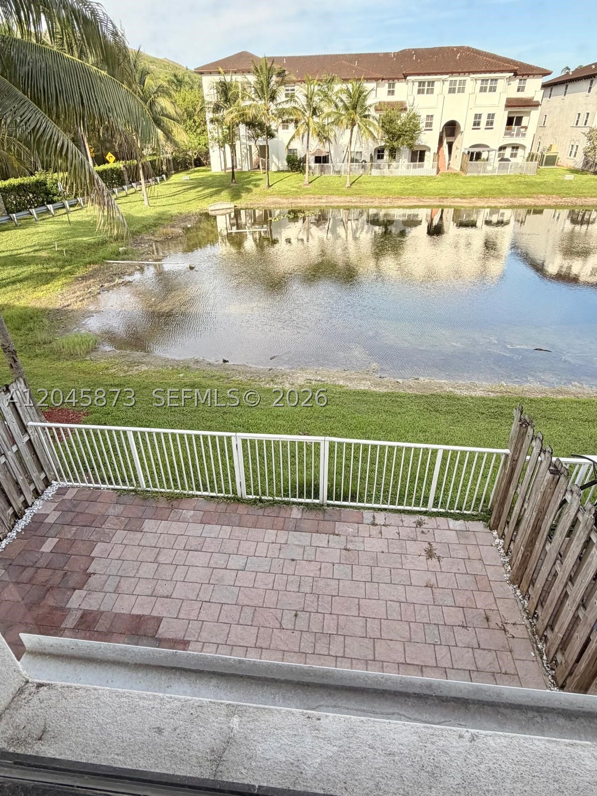 8965 Nw 98th Ave . Property Photo 5