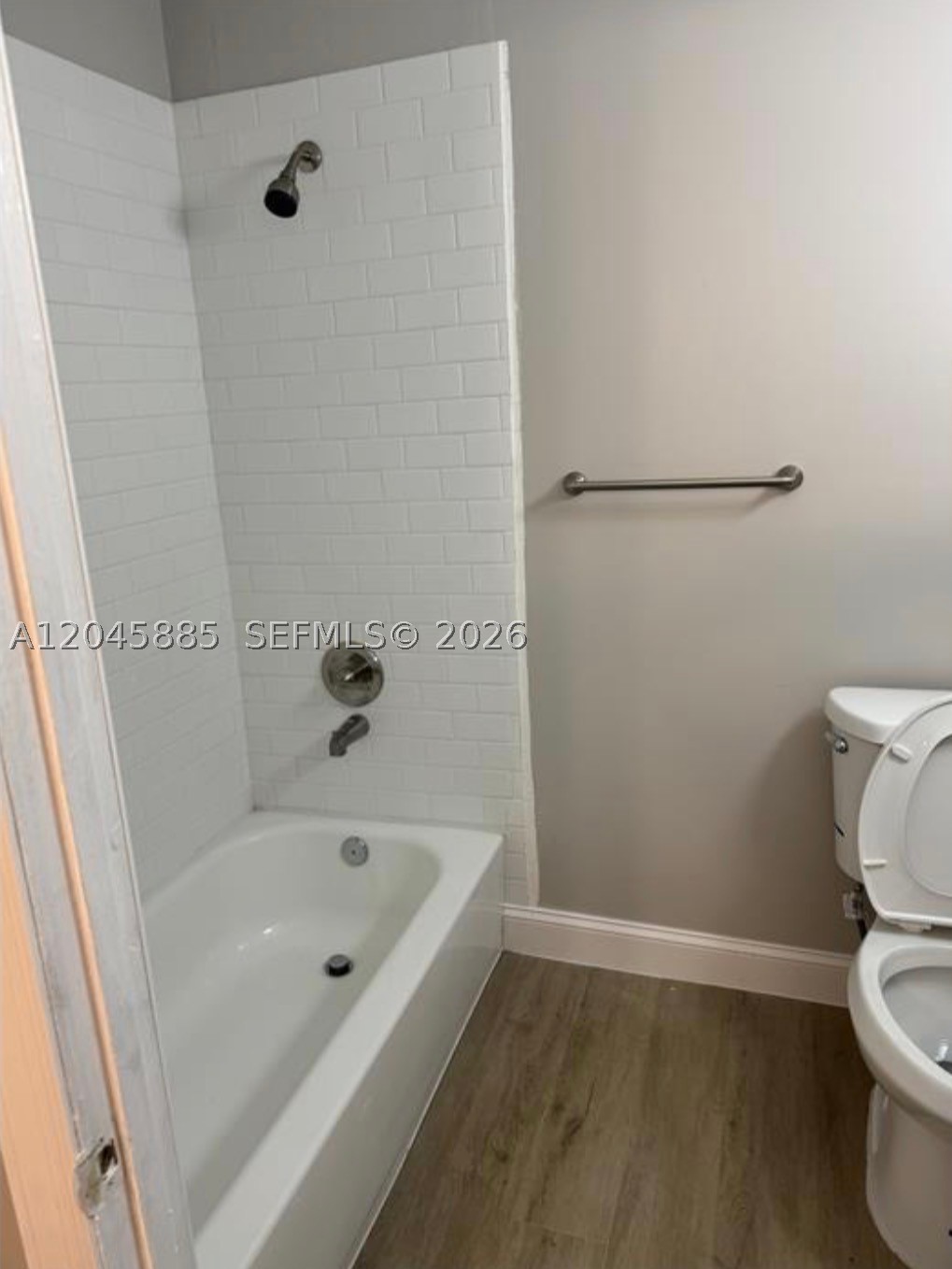 A12045885 Property Photo 15