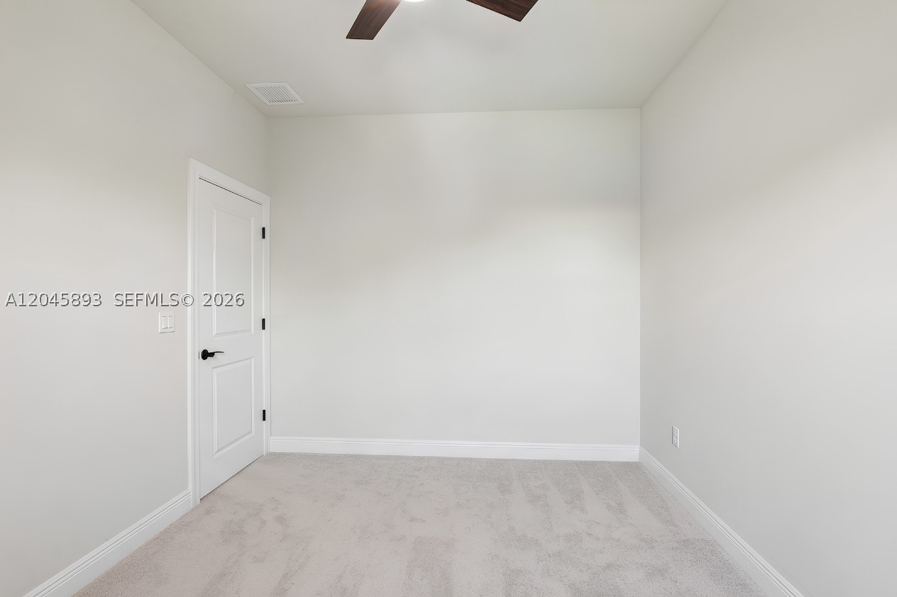 1636 Trailhead Ter Property Photo 34