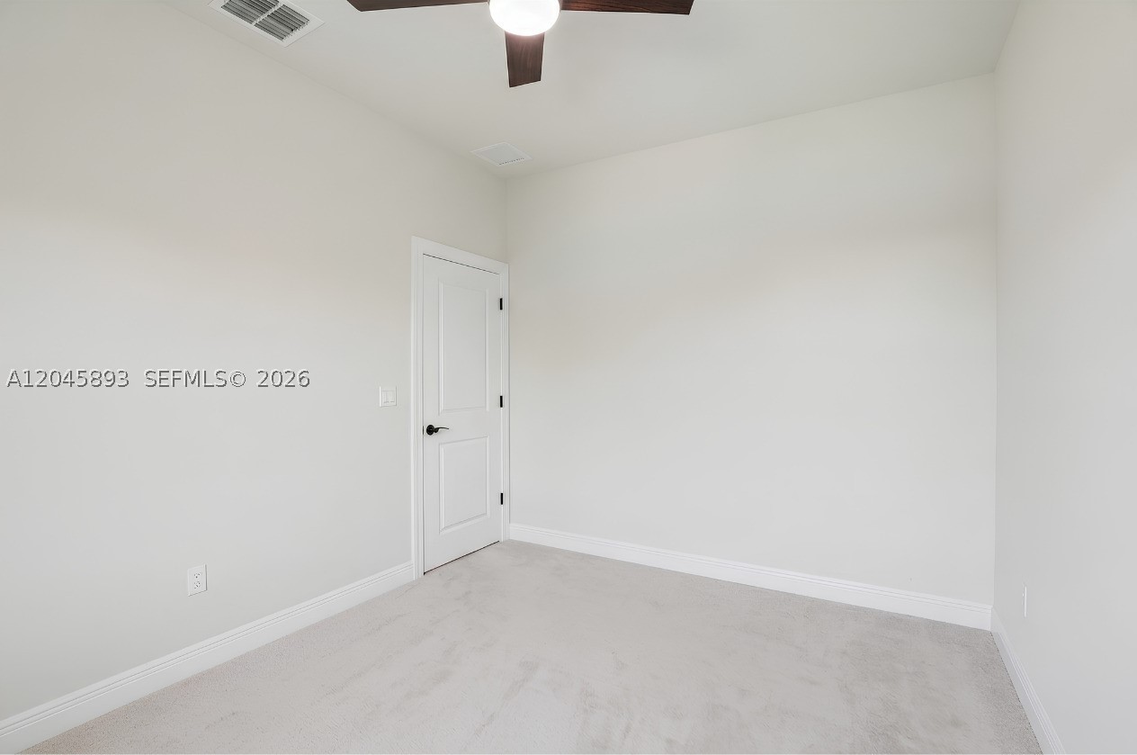 1636 Trailhead Ter Property Photo 35