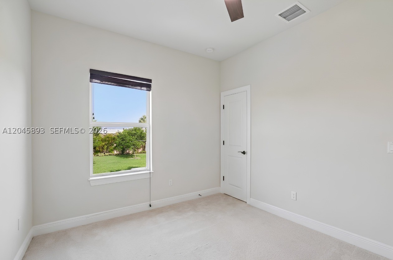 1636 Trailhead Ter Property Photo 36
