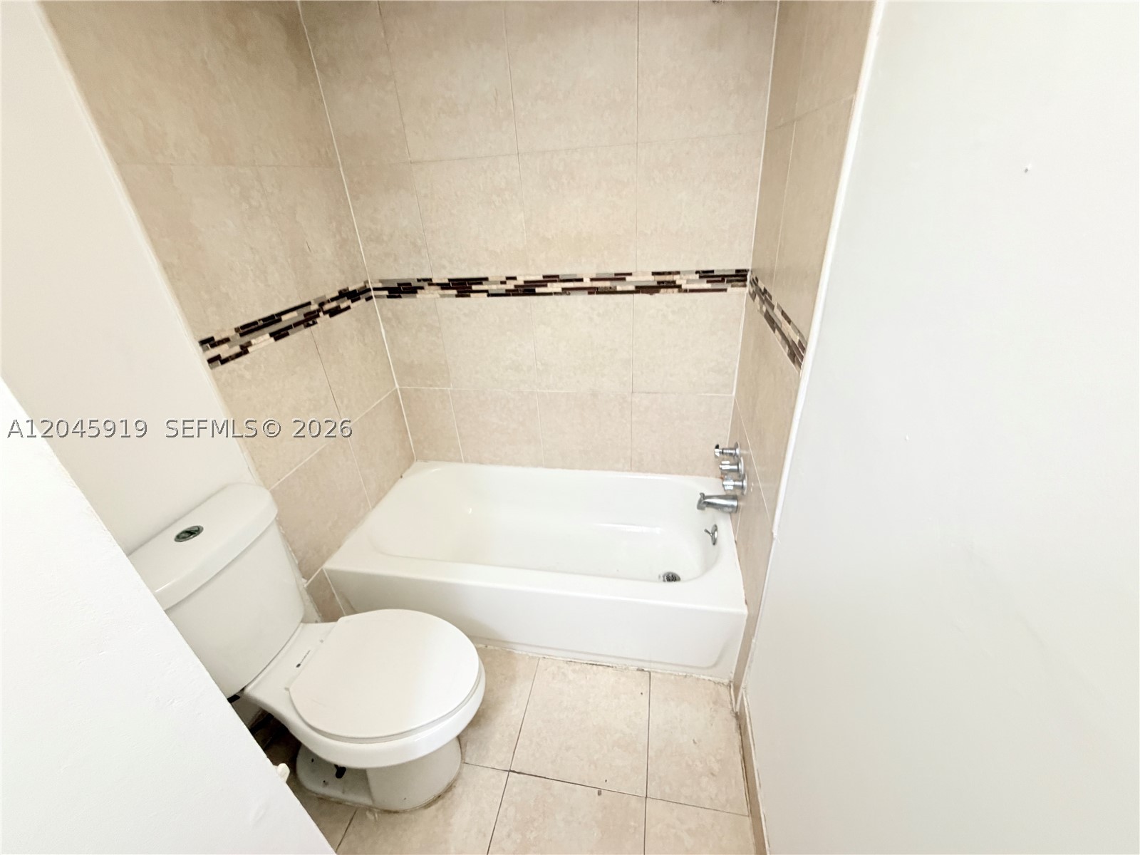 2800 Nw 56th Ave E201 Property Photo 9