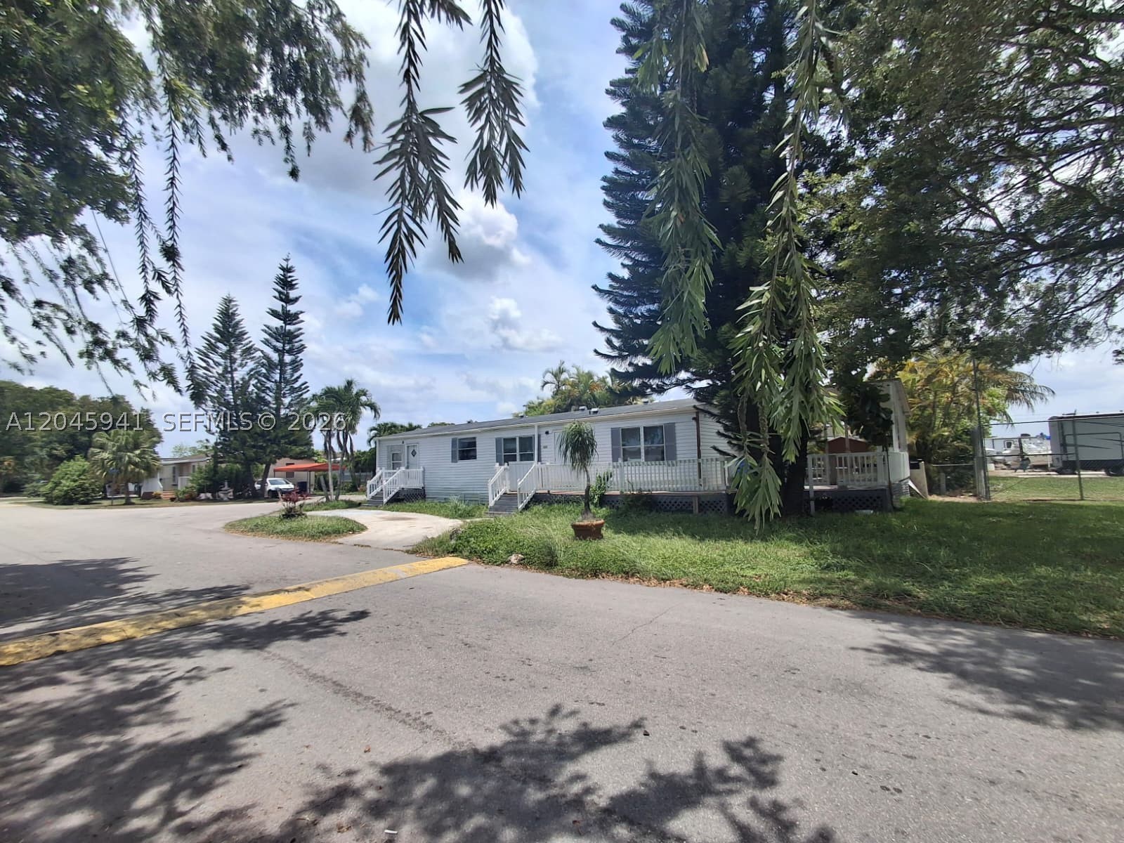19800 Sw 180 Ave Property Photo 2