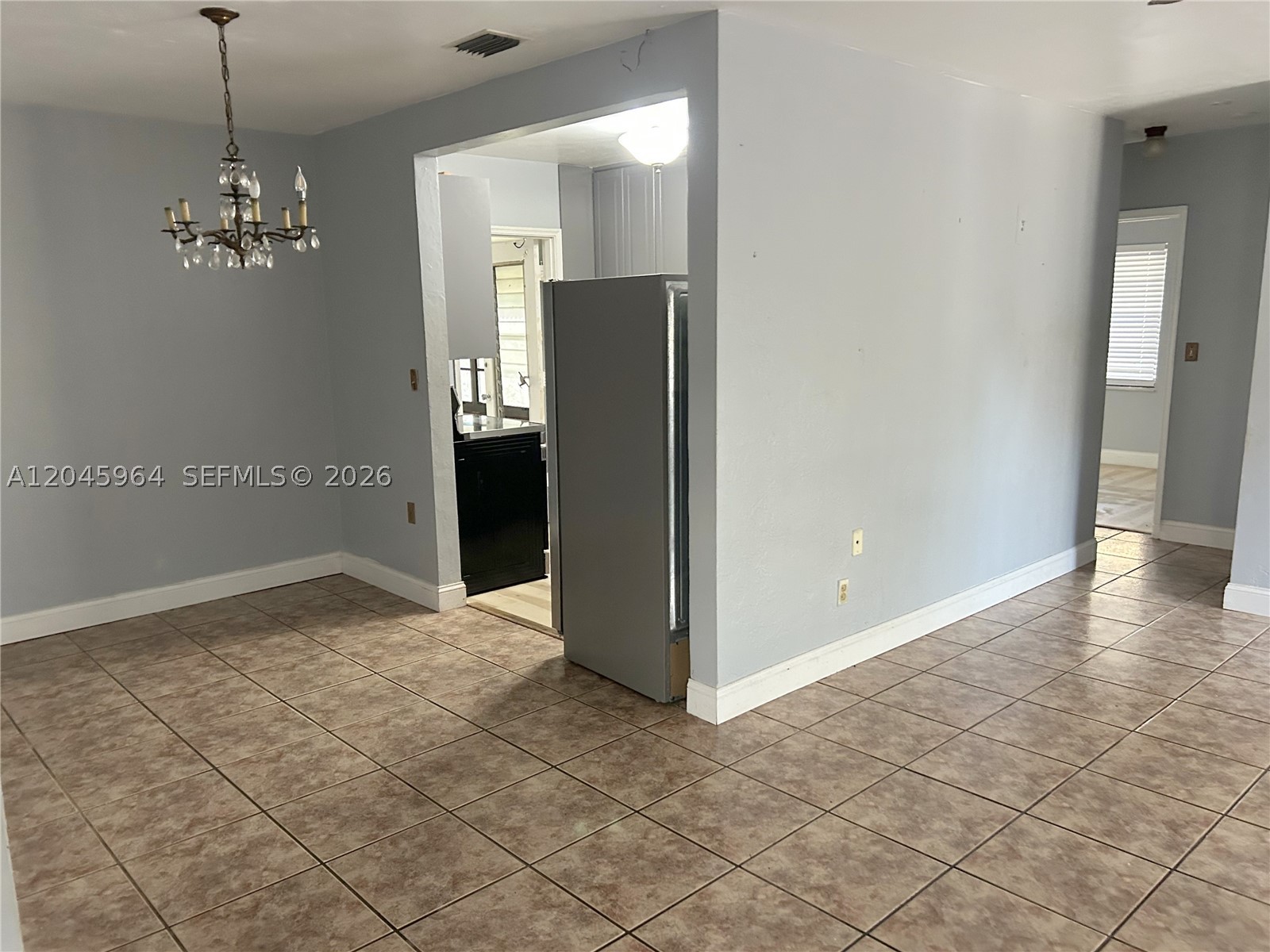 1355 Nw 86th St Property Photo 4