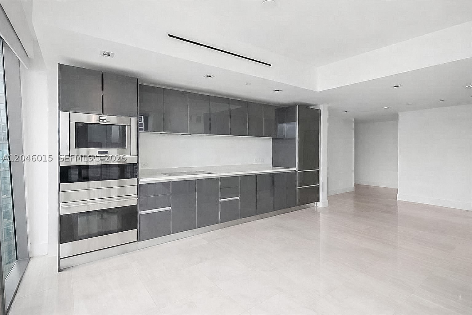 1451 Brickell Ave 1404 Property Photo 8