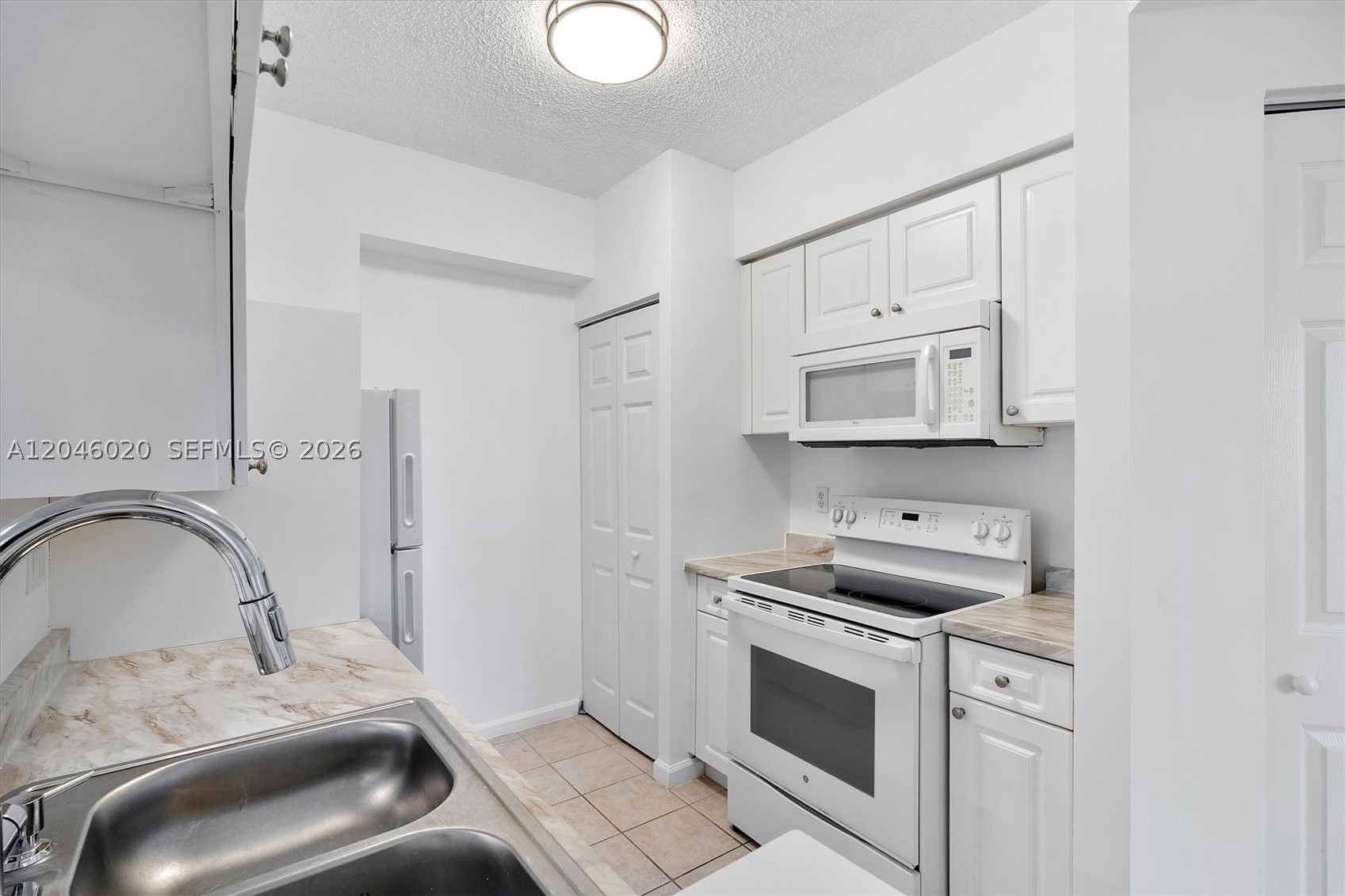 17100 N Bay Rd 1717 Property Photo 14