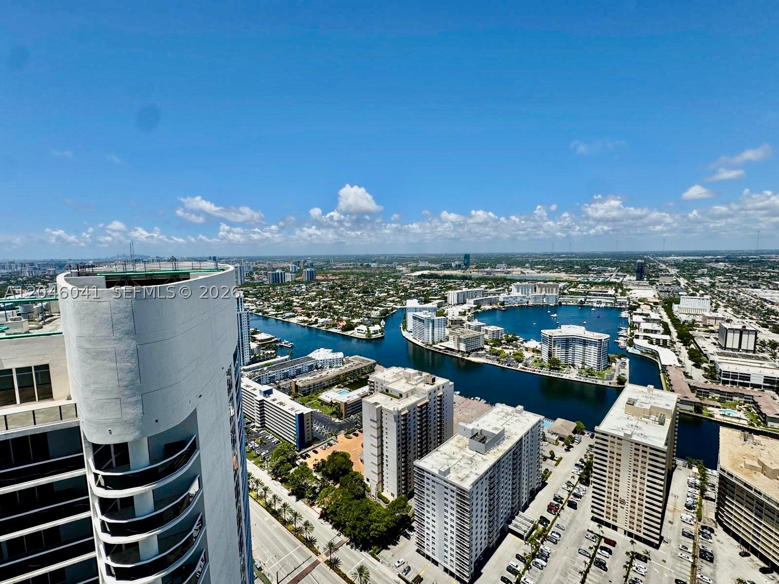 1830 S Ocean Dr 4806 Property Photo 2