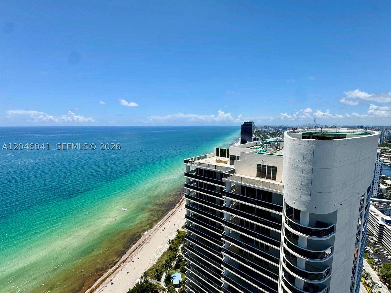 1830 S Ocean Dr 4806 Property Photo 3