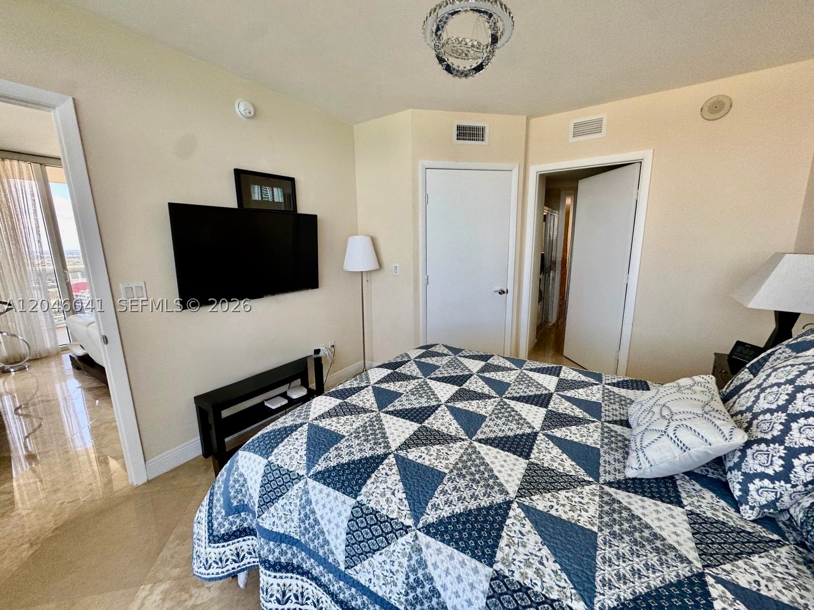 1830 S Ocean Dr 4806 Property Photo 9