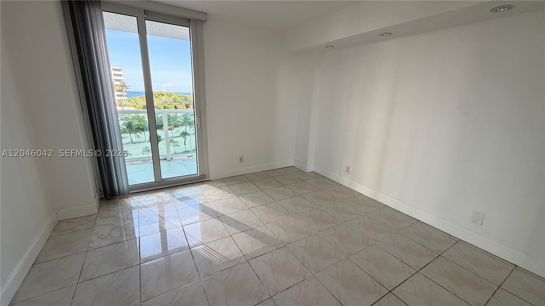 100 Bayview Dr 509 Property Photo 17