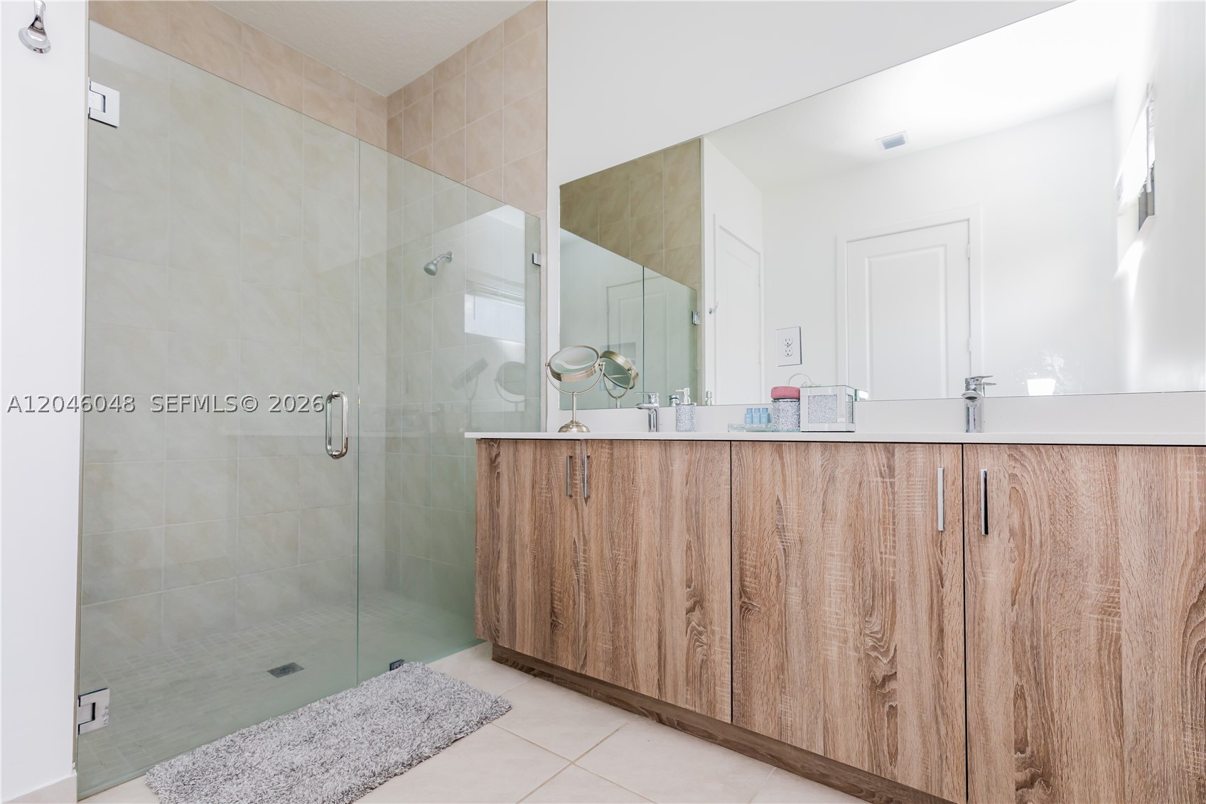 5261 Lamone Ln Property Photo 14