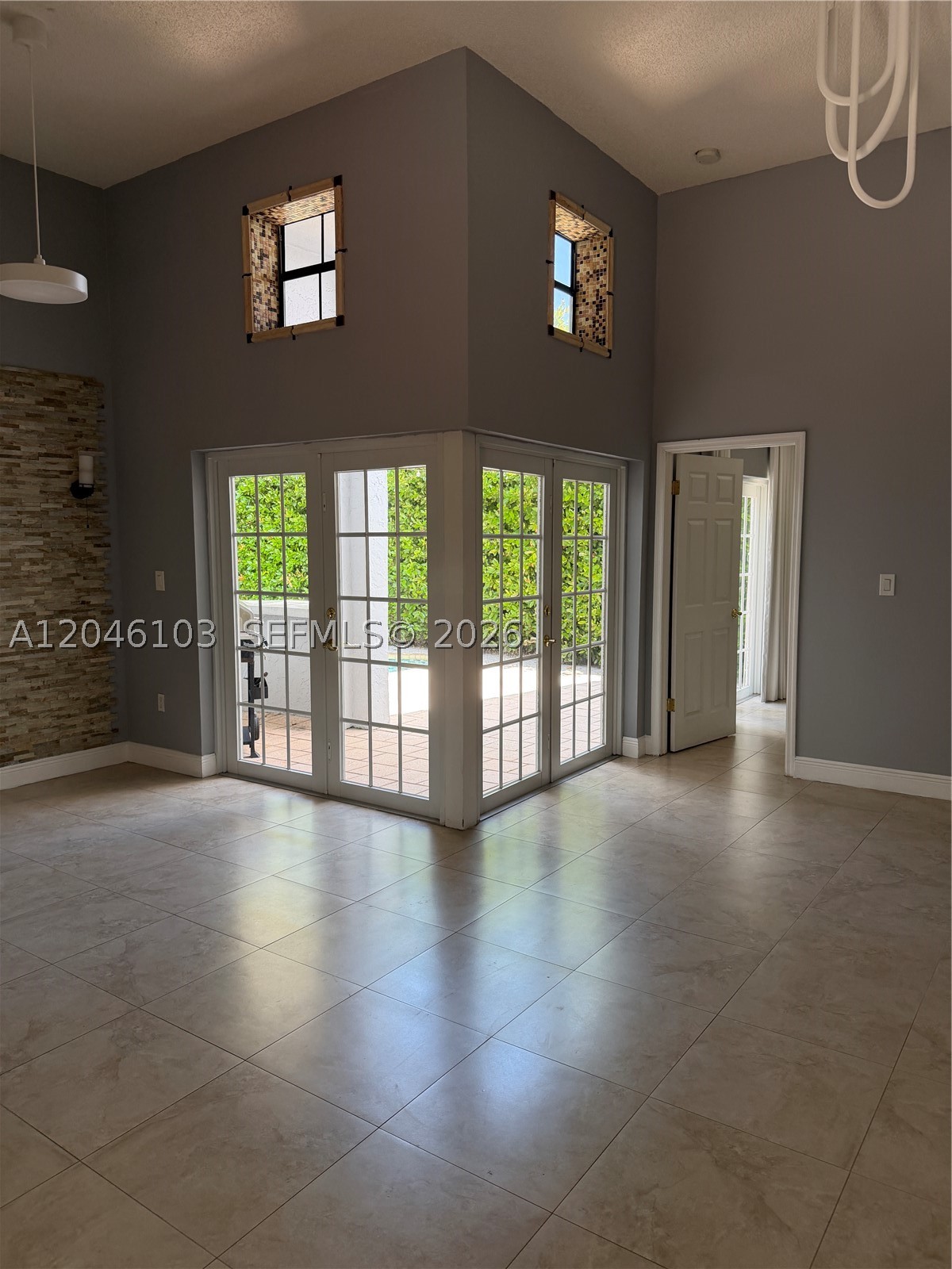 A12046103 Property Photo 5