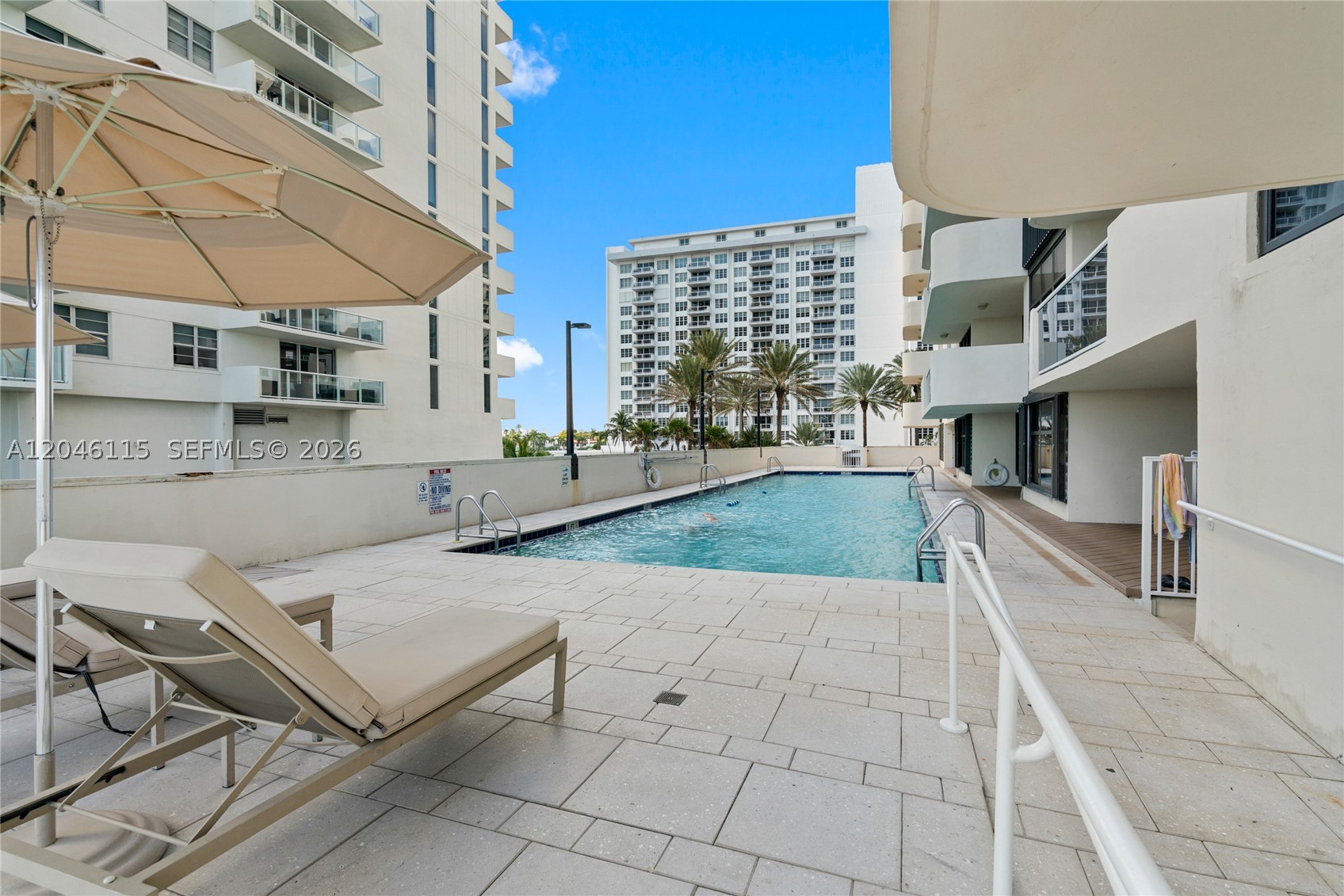 5757 Collins Ave 2207 Property Photo 32