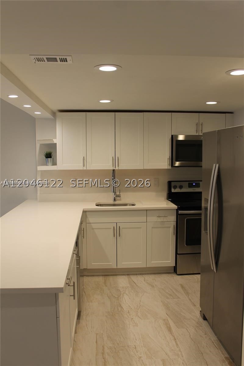 1801 S Ocean Dr 333 Property Photo 6