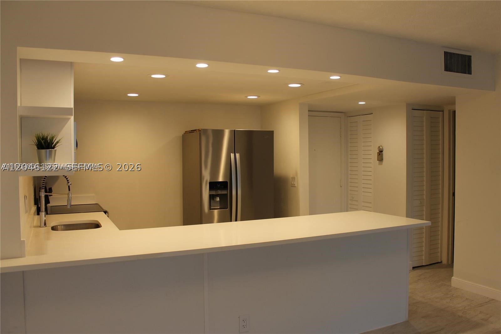 1801 S Ocean Dr 333 Property Photo 8
