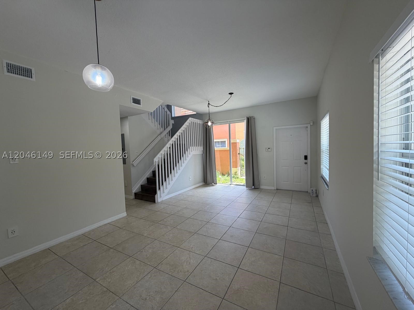 2201 Clipper Pl 5405 Property Photo 3