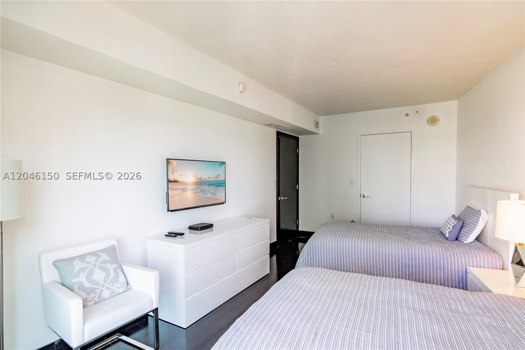 150 Sunny Isles Blvd 1-1604 Property Photo 15