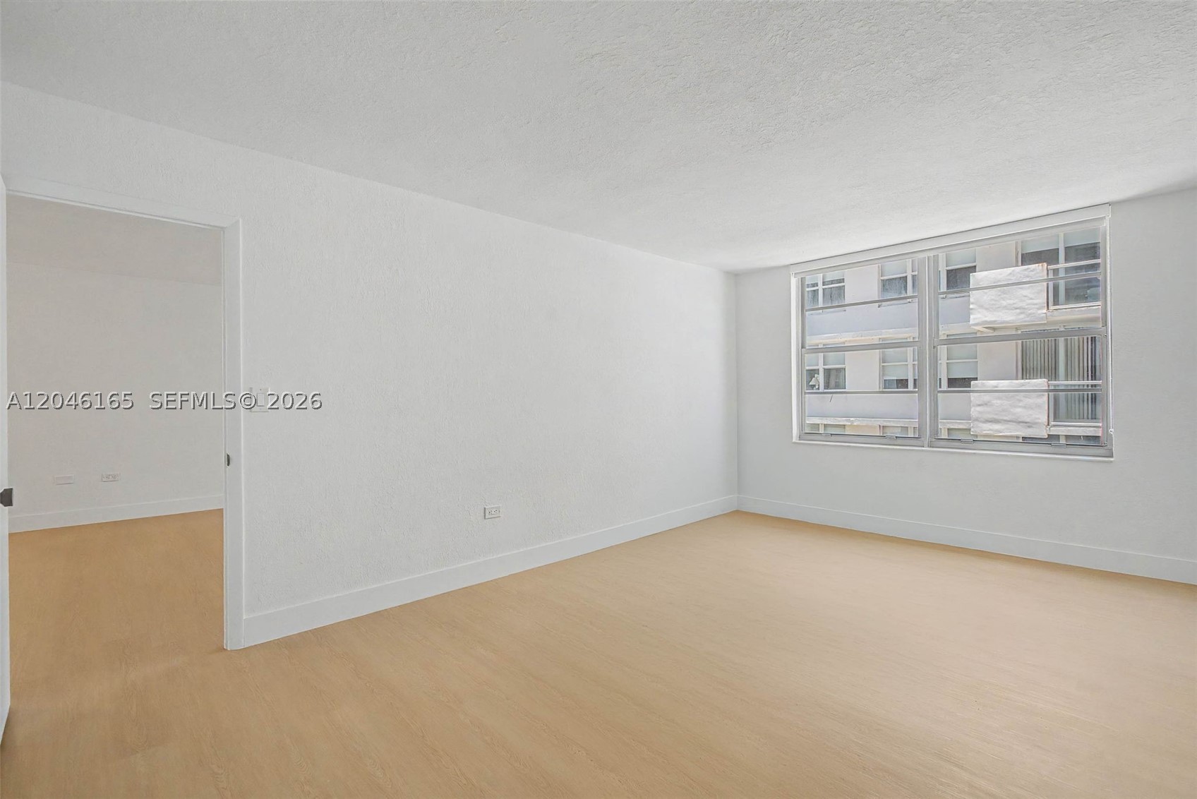 5555 Collins Ave 7b Property Photo 10