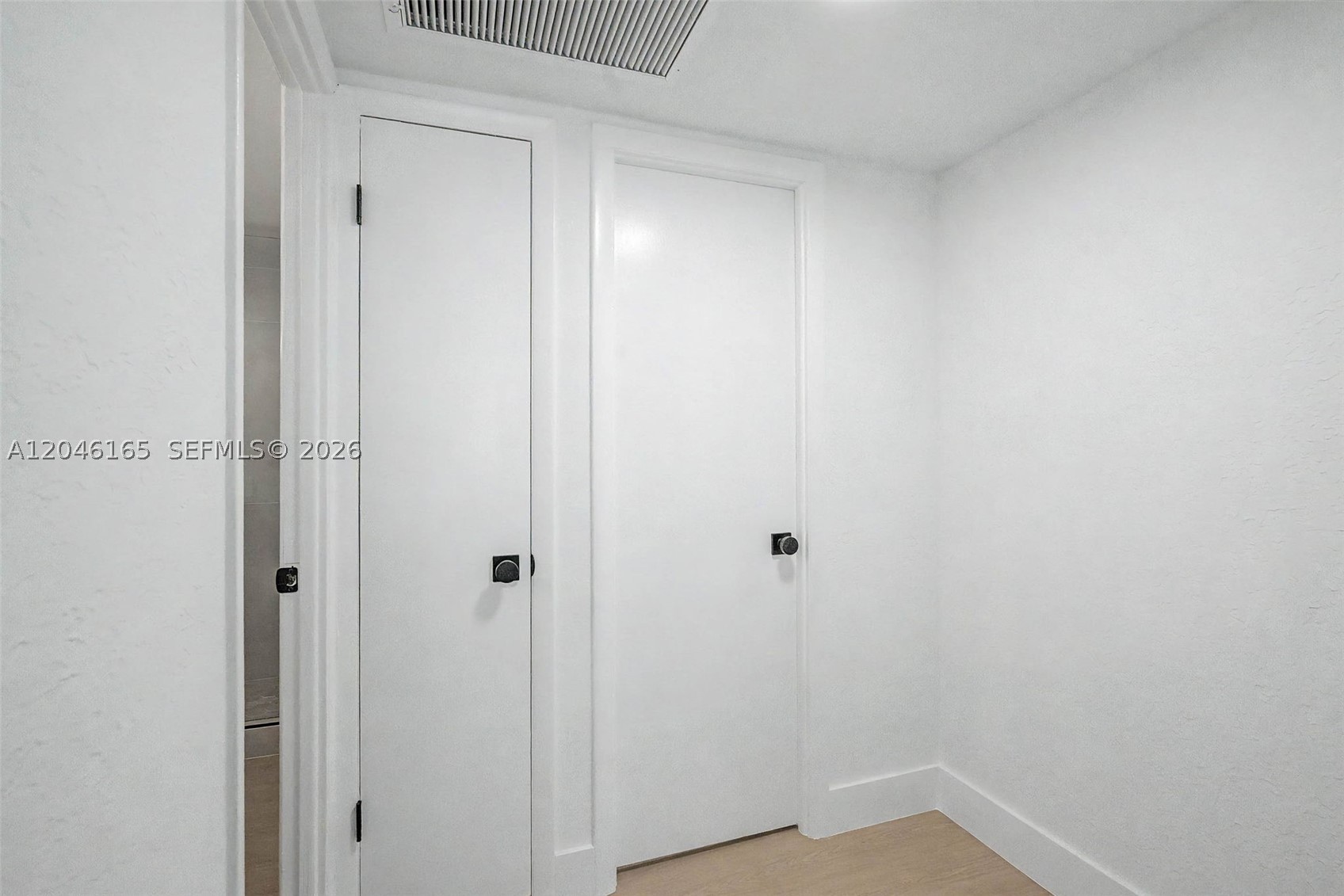 5555 Collins Ave 7b Property Photo 11