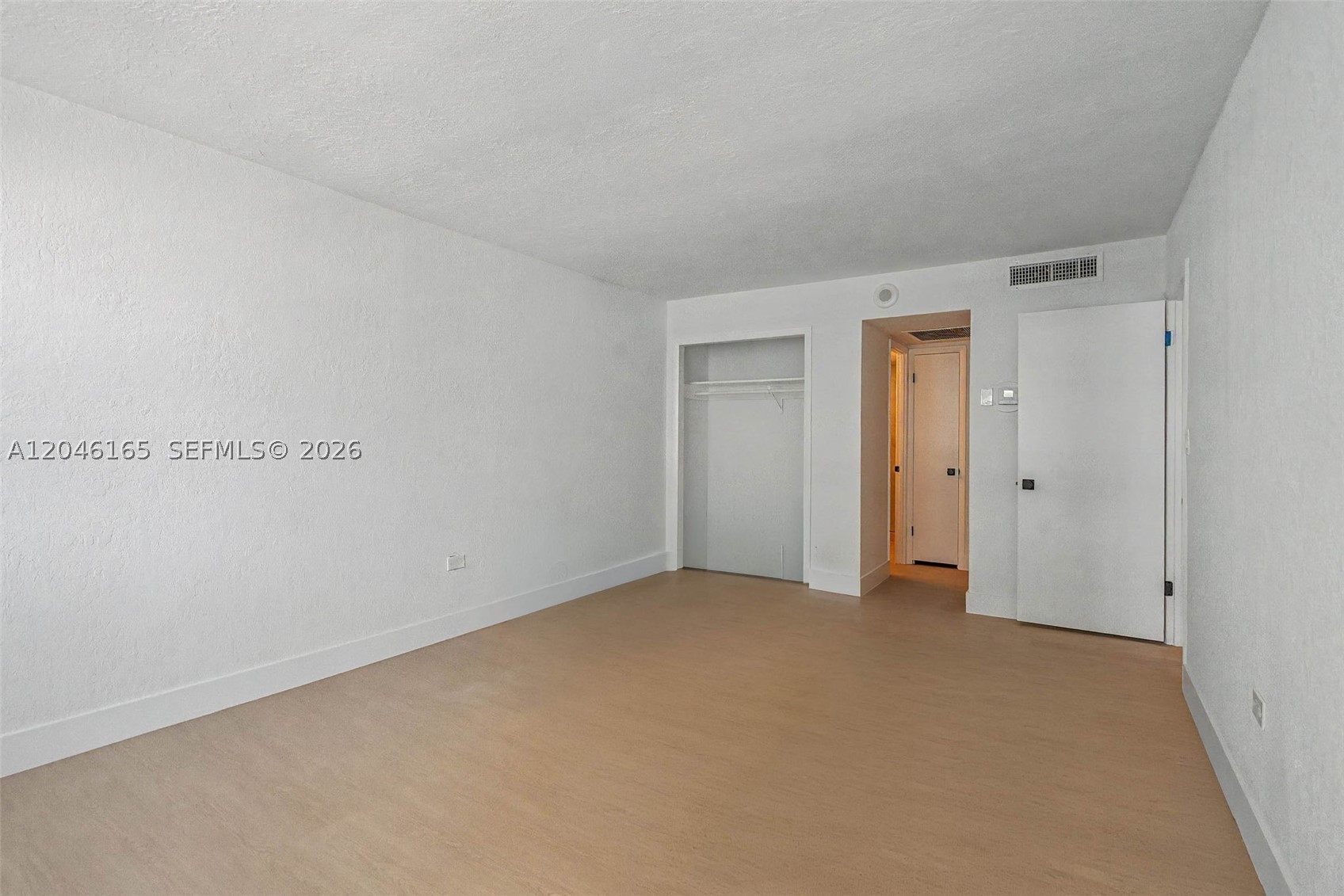 5555 Collins Ave 7b Property Photo 13
