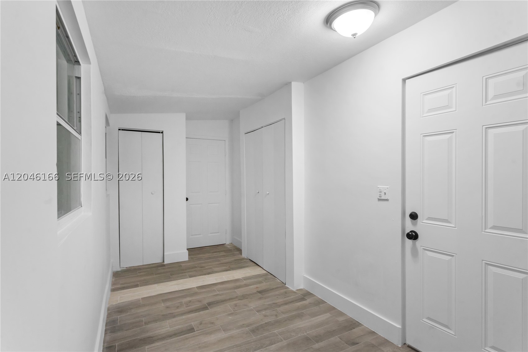 27 Ne 60th Ter 2 Property Photo 13