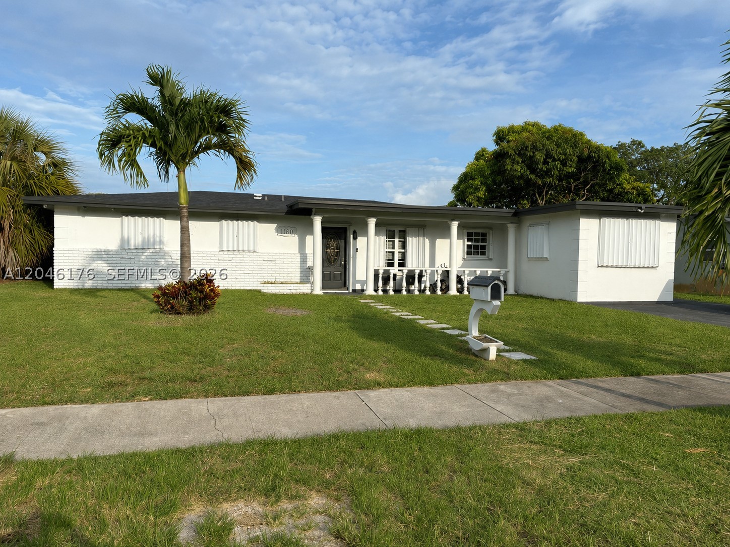 17130 NW 42nd Ct Property Photo 1