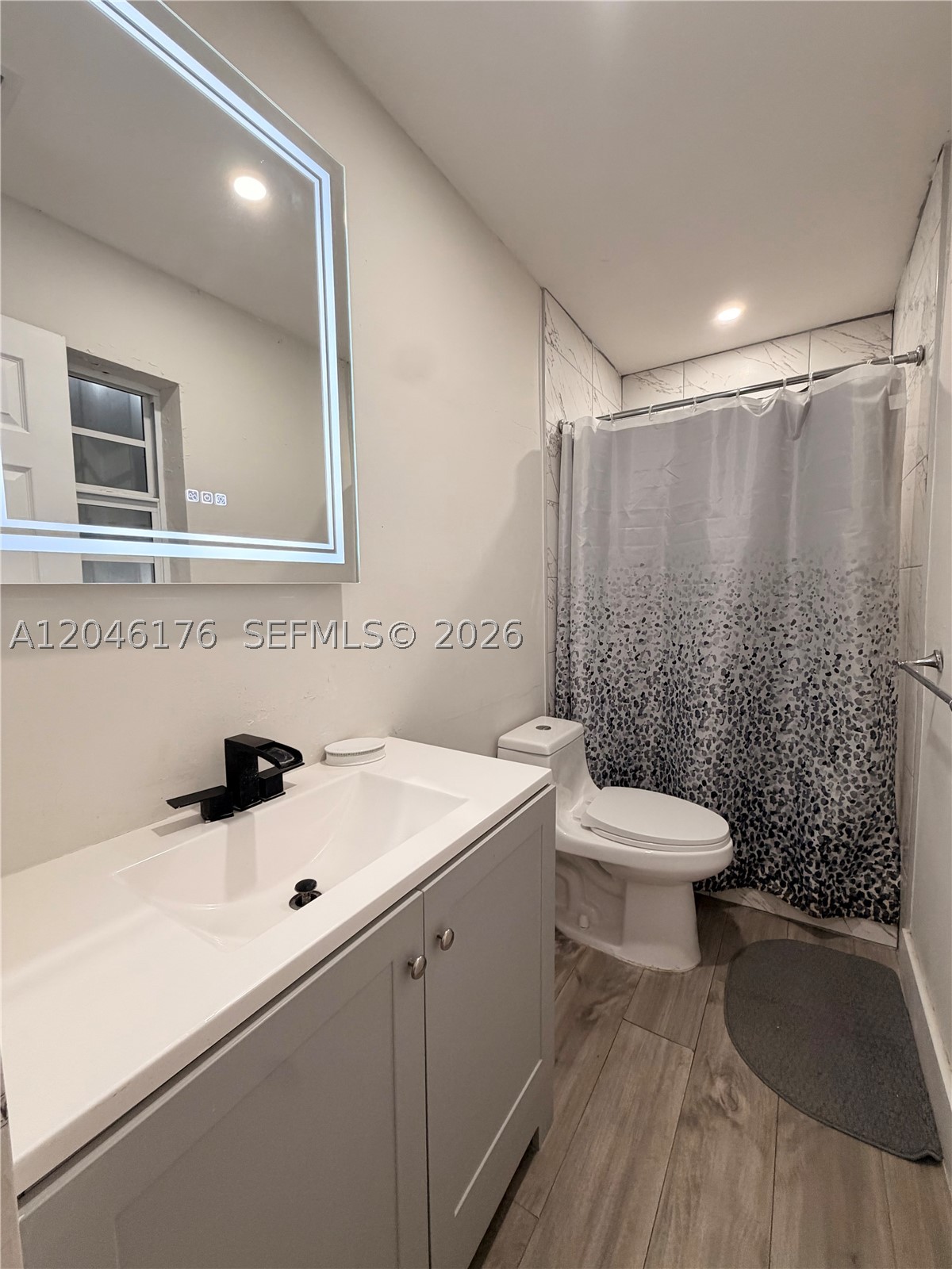 17130 Nw 42nd Ct Property Photo 12