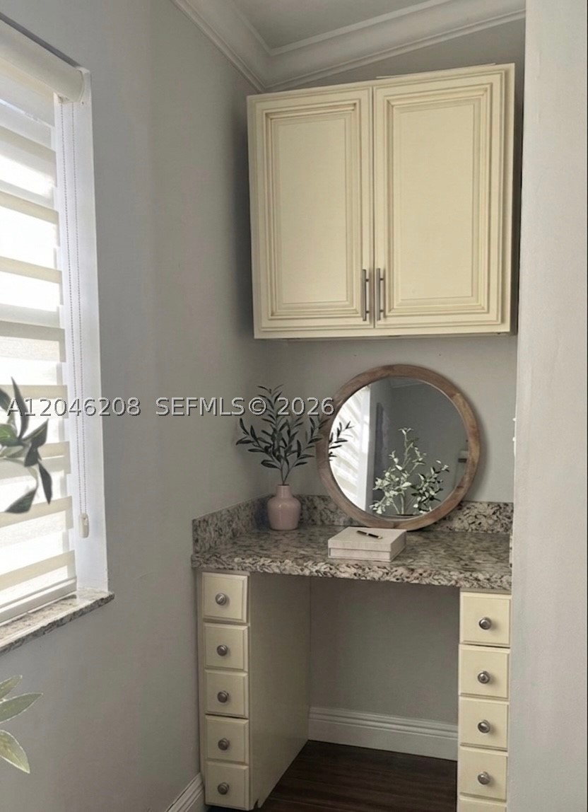 7100 Nw 173rd Dr 1304 Property Photo 12