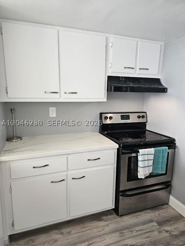 7601 E Treasure Dr 811 Property Photo 7