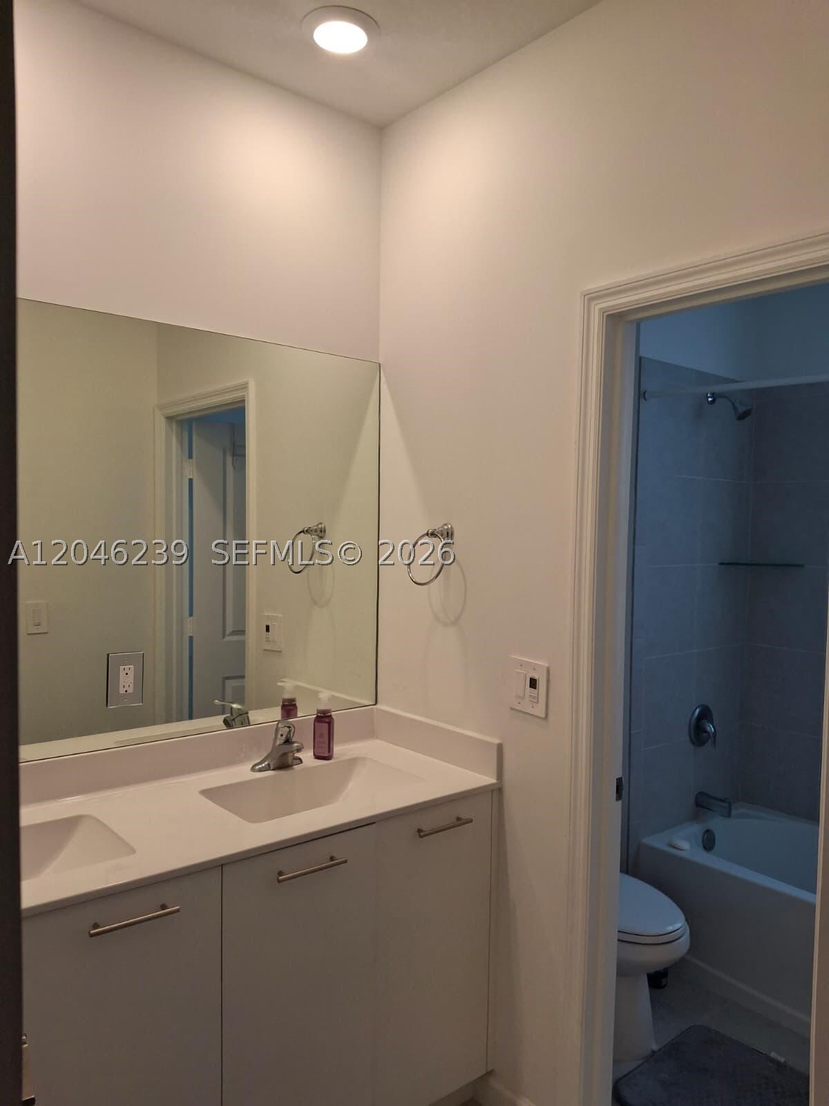 2439 Nw 131st Cir Property Photo 11