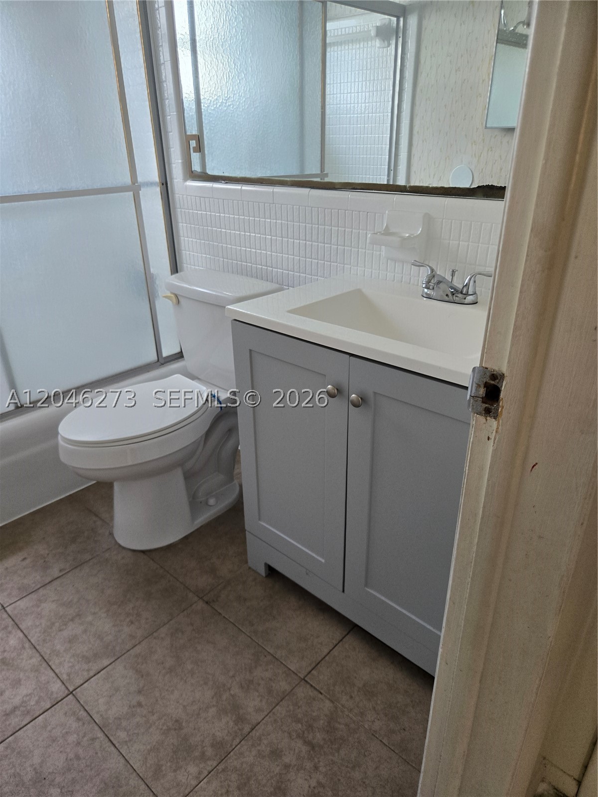 4205 Nw 52nd Ave Property Photo 6