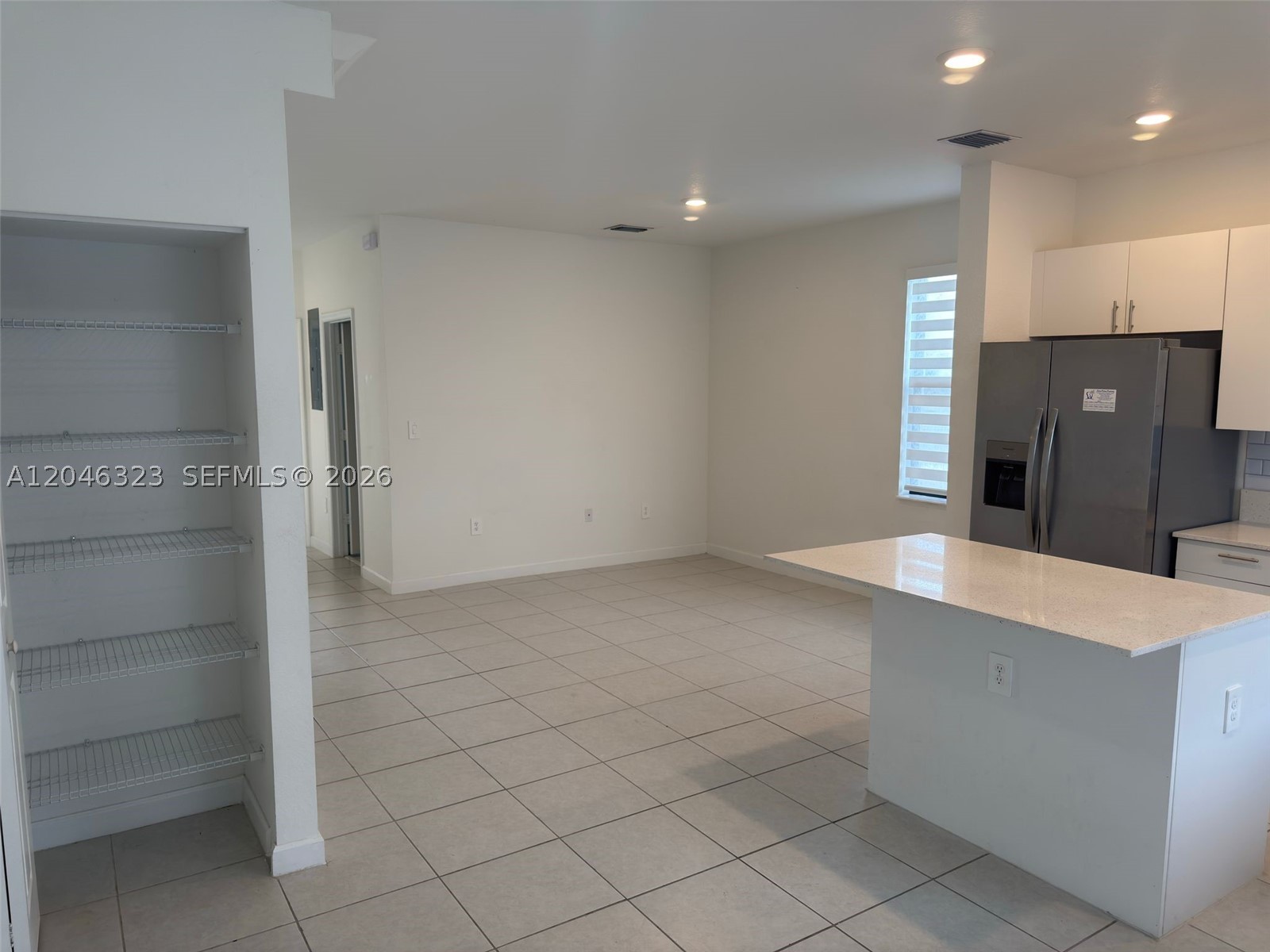 A12046323 Property Photo 12