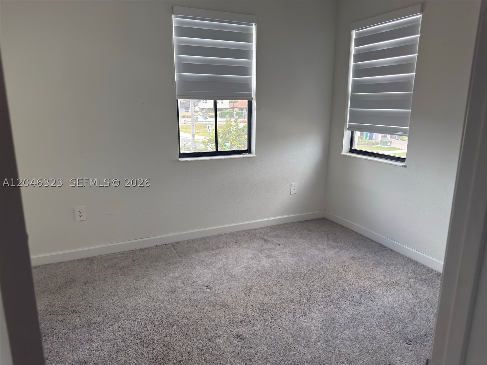 A12046323 Property Photo 19