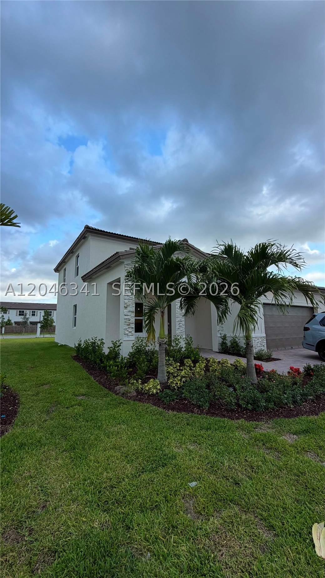 2475 Se 29th Dr Property Photo 1