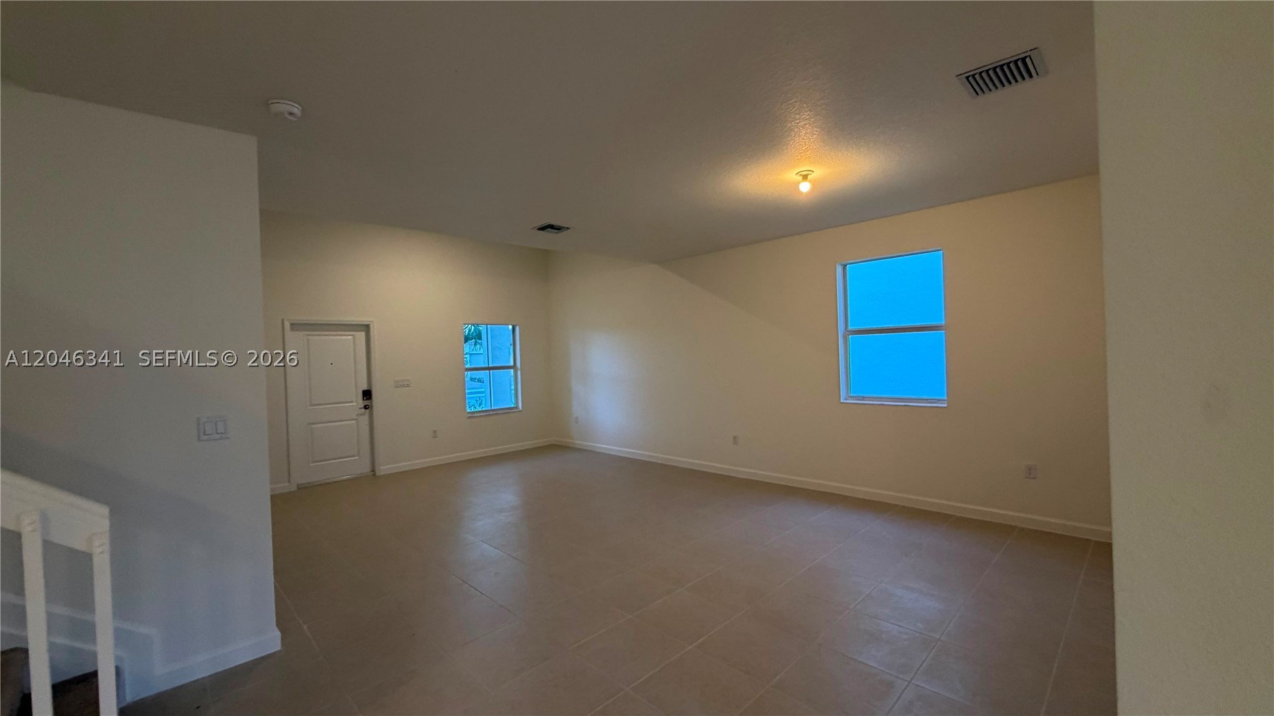 2475 Se 29th Dr Property Photo 5