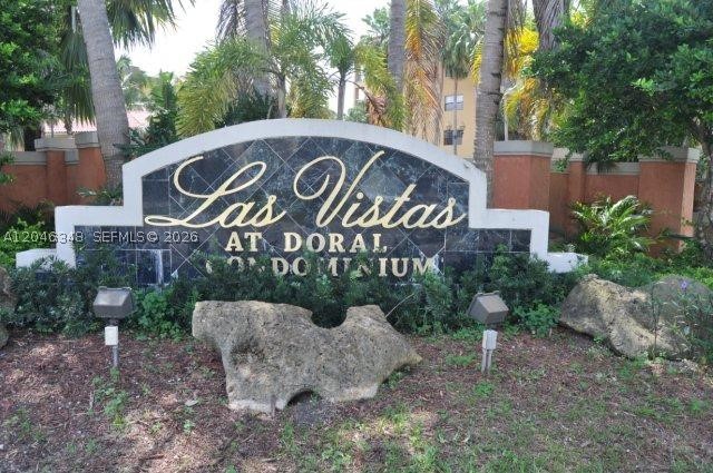 8290 Lake Dr 422 Property Photo 1