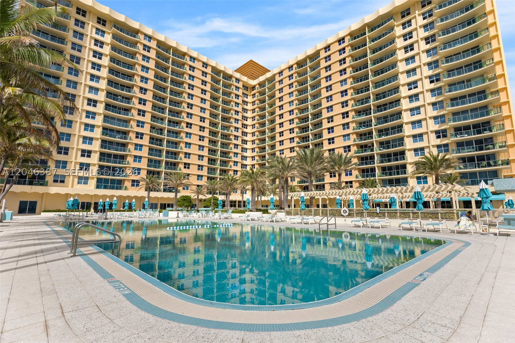 2501 S Ocean Dr 438 Property Photo 4