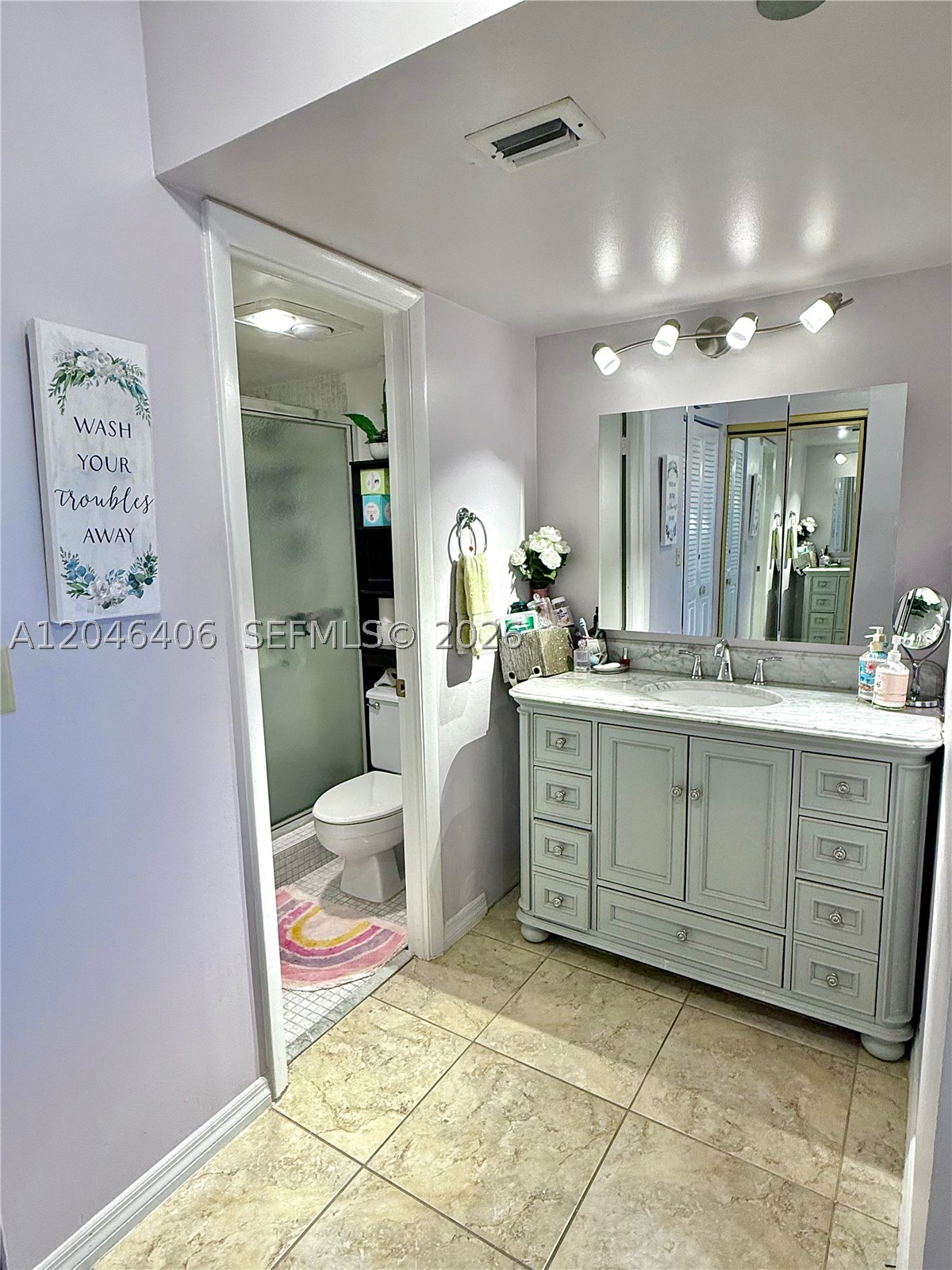 1300 Saint Charles Pl 402 Property Photo 5