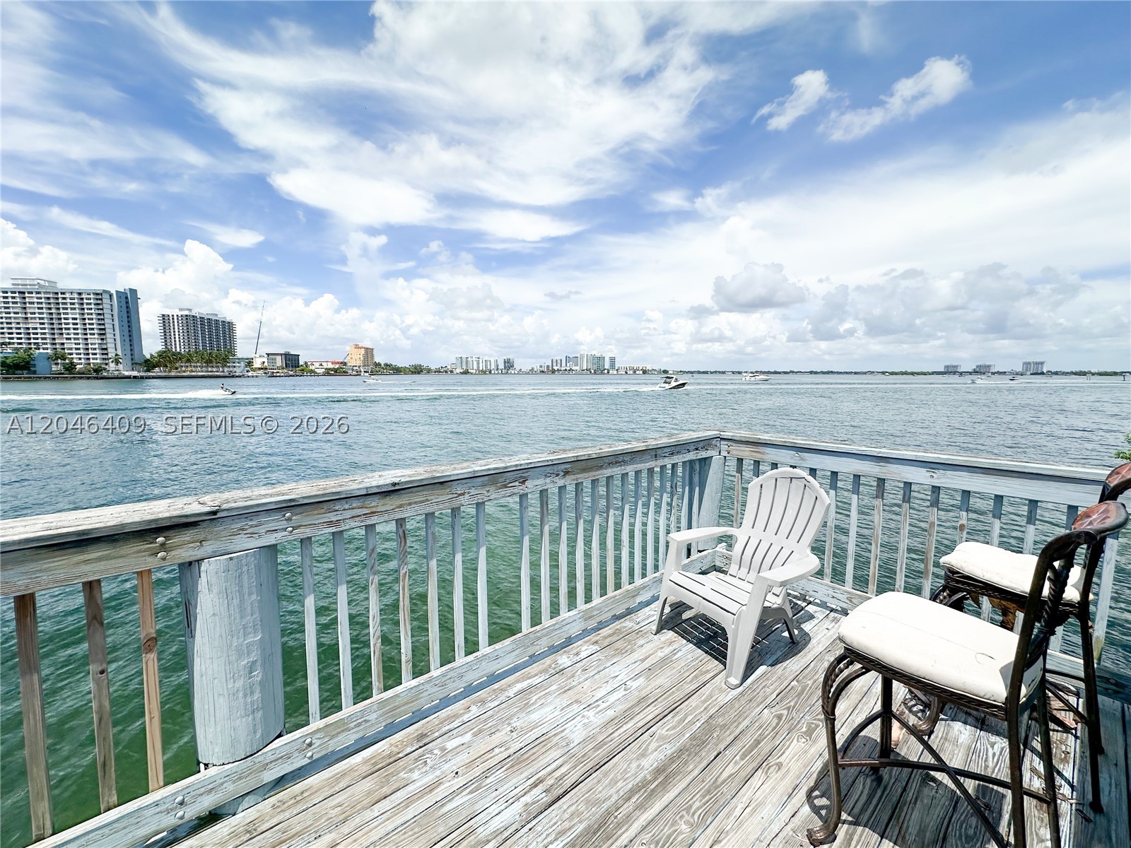 2130/2140 Bay Dr Property Photo 11